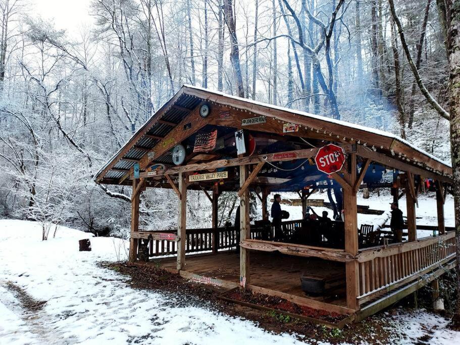 Mountain Cabin In Woods 3 Minutes To Helen #13 Екстериор снимка